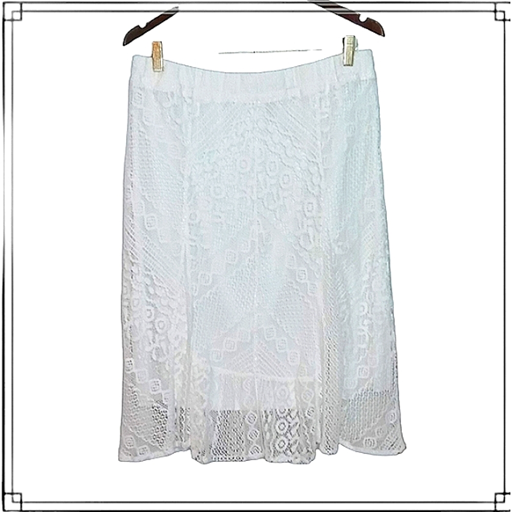 SW New York White Crochet Knee Length Pull-On Skirt Size Lg